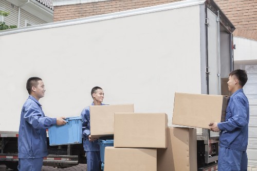 Local Lewisham movers assisting with relocation